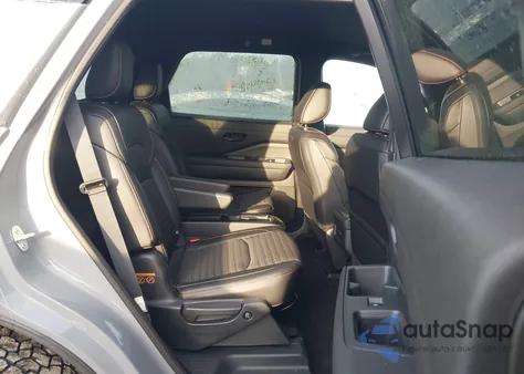 2024 Nissan Pathfinder Rock Creek 4Wd z USA, uszkodzony, nr VIN 5N1DR3BD2RC238920